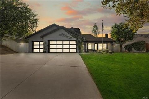 22933 De Berry Street Grand Terrace CA 92313