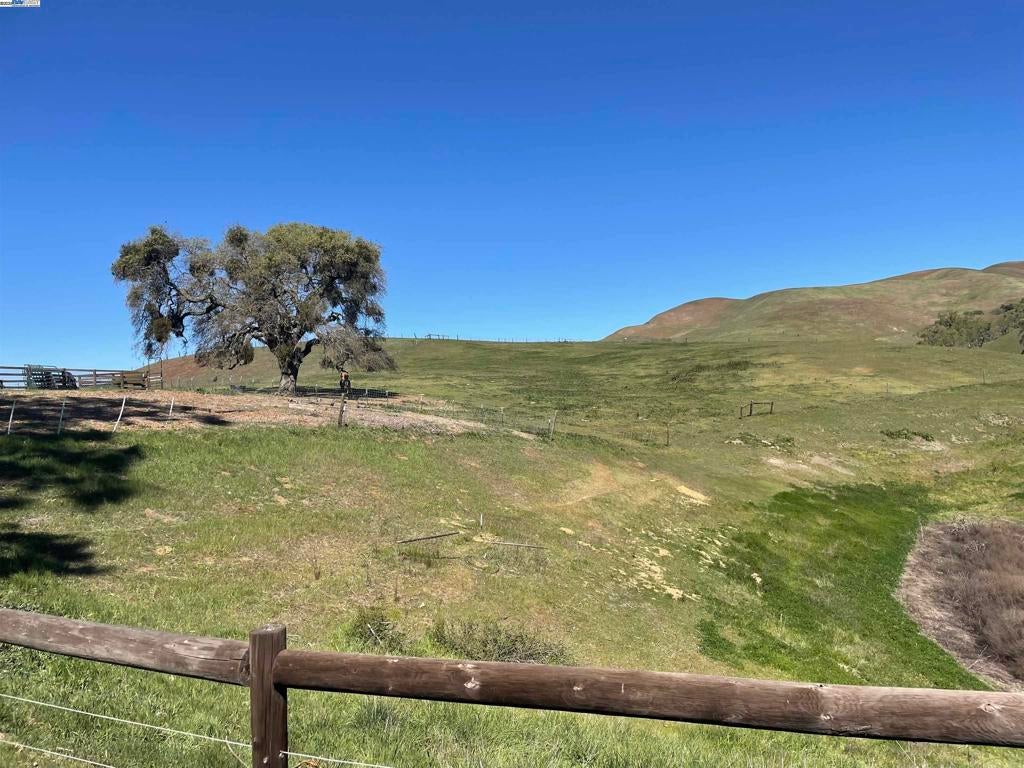 3343 Little Valley Rd Lot 4