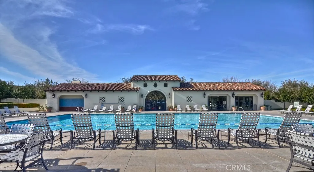 Irvine, California 92603, United States, 3 Bedrooms Bedrooms, ,3 BathroomsBathrooms,Residential,Active,207961