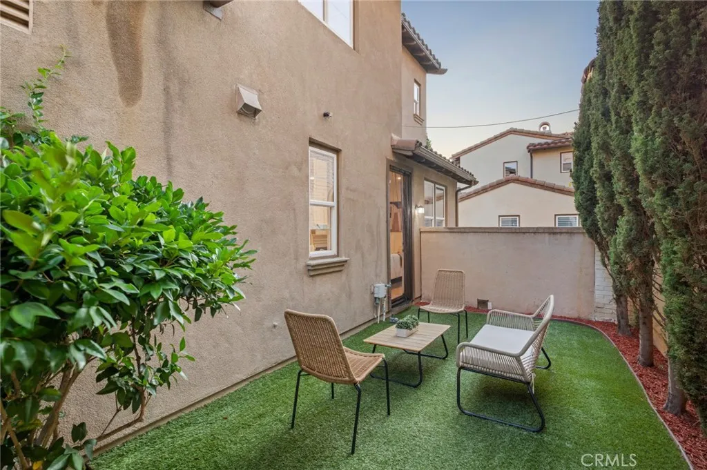 Irvine, California 92603, United States, 3 Bedrooms Bedrooms, ,3 BathroomsBathrooms,Residential,Active,207961