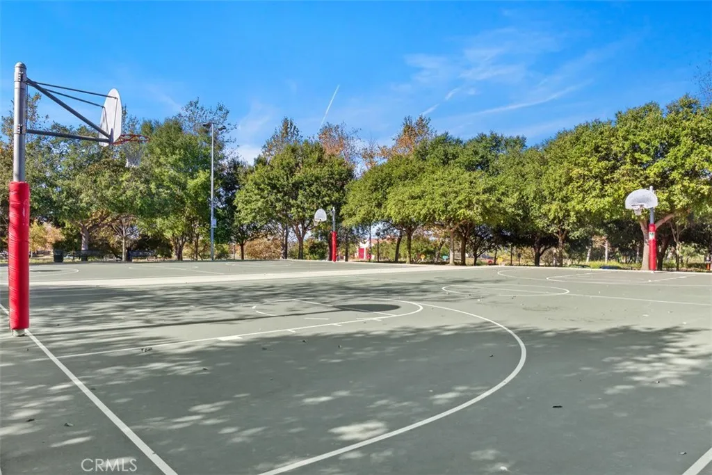 Irvine, California 92603, United States, 3 Bedrooms Bedrooms, ,3 BathroomsBathrooms,Residential,Active,207961