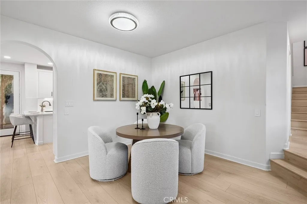 Irvine, California 92603, United States, 3 Bedrooms Bedrooms, ,3 BathroomsBathrooms,Residential,Active,207961