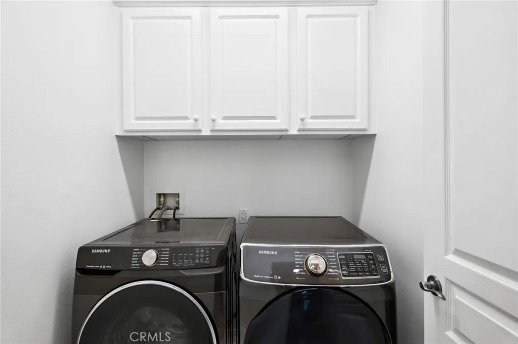 Irvine, California 92603, United States, 3 Bedrooms Bedrooms, ,3 BathroomsBathrooms,Residential,Active,207961