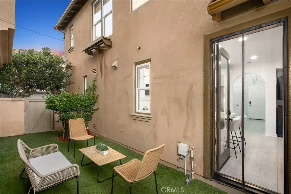 Irvine, California 92603, United States, 3 Bedrooms Bedrooms, ,3 BathroomsBathrooms,Residential,Active,207961