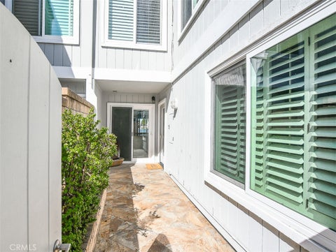 Tiny photo for 16125 Saint Croix Circle, Huntington Beach, CA 92649 (MLS # PW26225093)