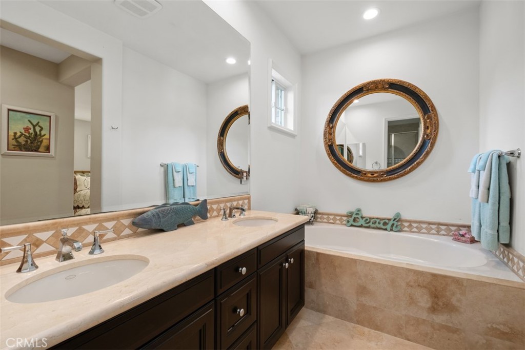 Pointe Monarch (PMON) - Residential Lease
