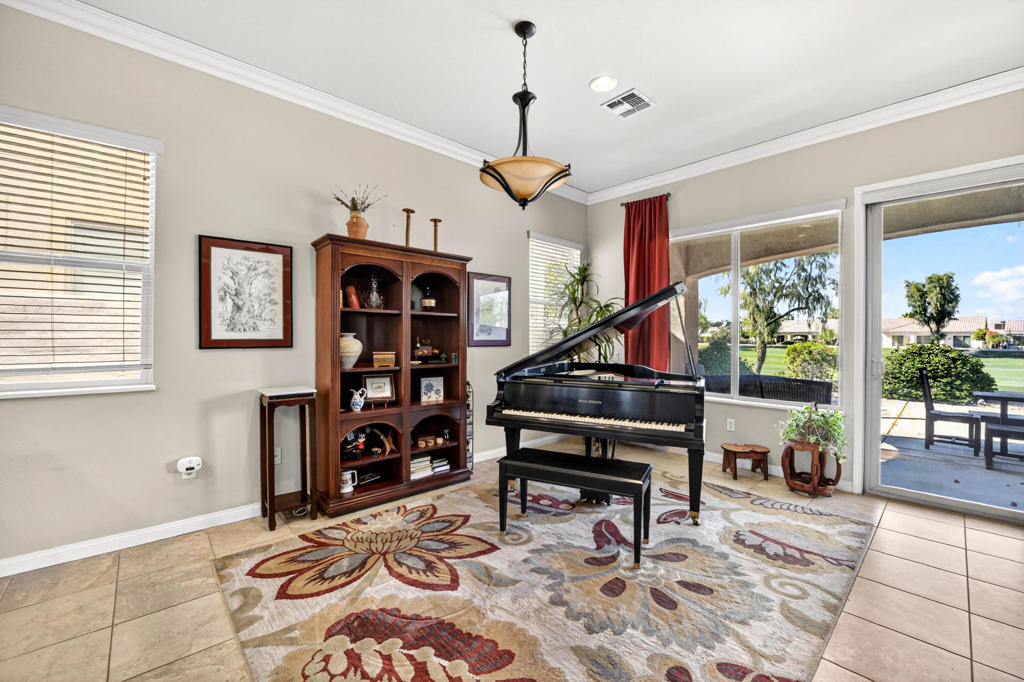 80448 Avenida Santa Alicia