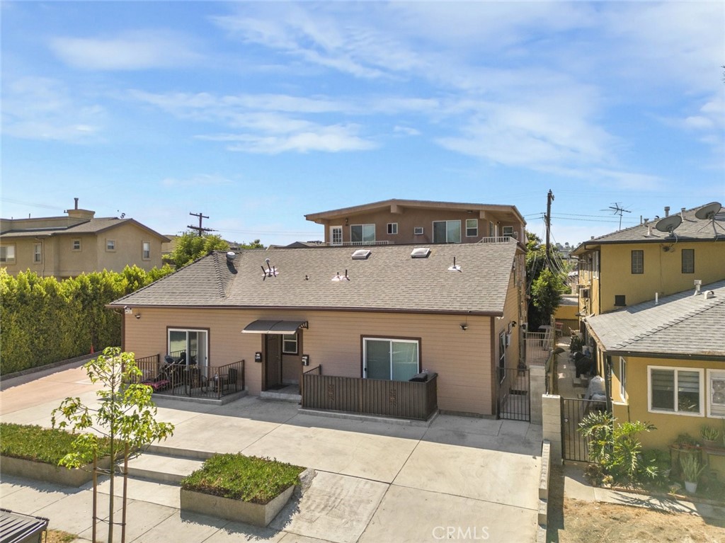1344 E Broadway