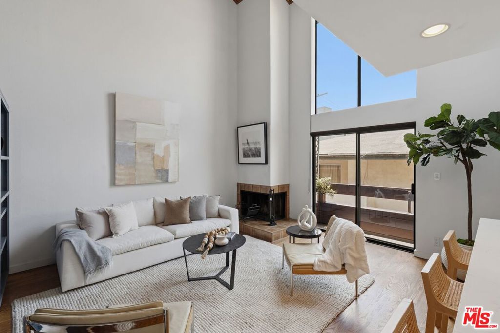 12806 Pacific Avenue 8