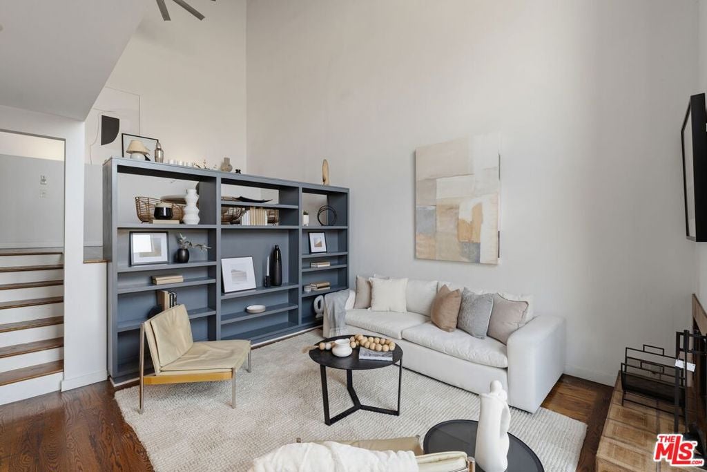 Photo of 12806 Pacific Avenue #8, Los Angeles, CA 90066 (MLS # 26869427)