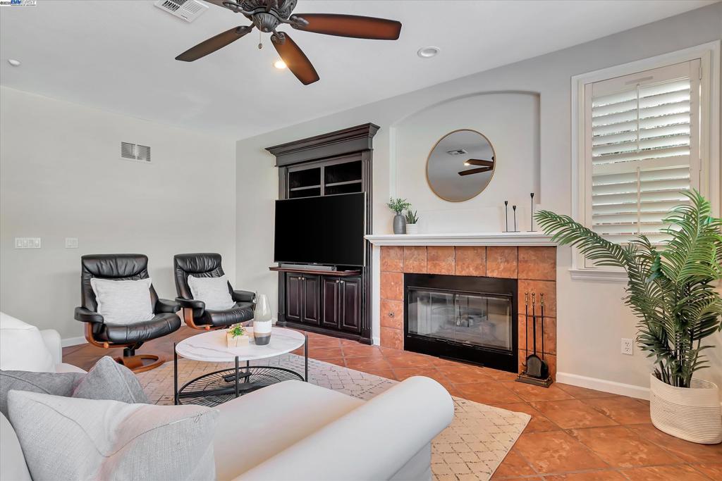 STERLING PRESERVE - Residential