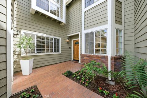 510 S Stoneham Court 102 Long Beach CA 90803