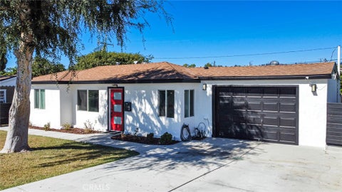 Photo of 905 E Francis AVE, La Habra, CA 90631 (MLS # DW26222225)