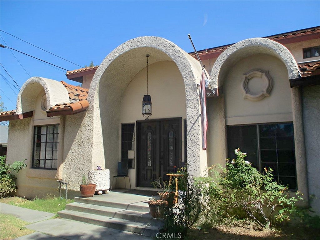 16815 Parthenia ST, Northridge CA 91343