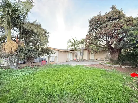 1427 S Rene Dr, Santa Ana, CA 92704 - MLS#: OC26009196