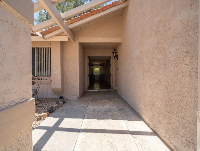 1925 Silver Oak Way