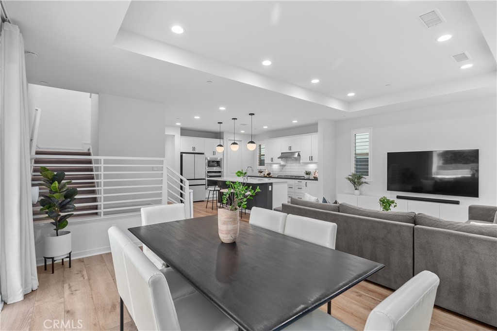 Reverie (ESREV) - Residential