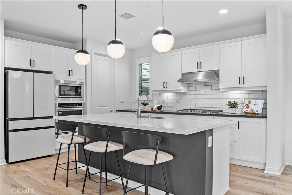 Reverie (ESREV) - Residential