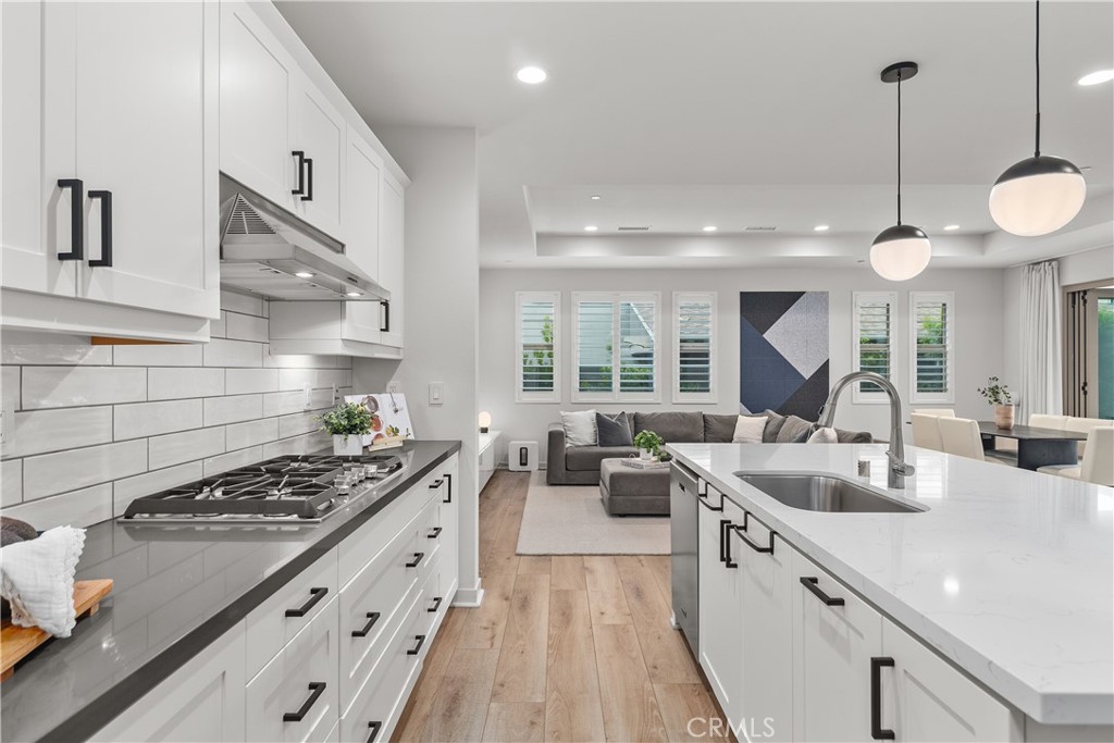 Reverie (ESREV) - Residential