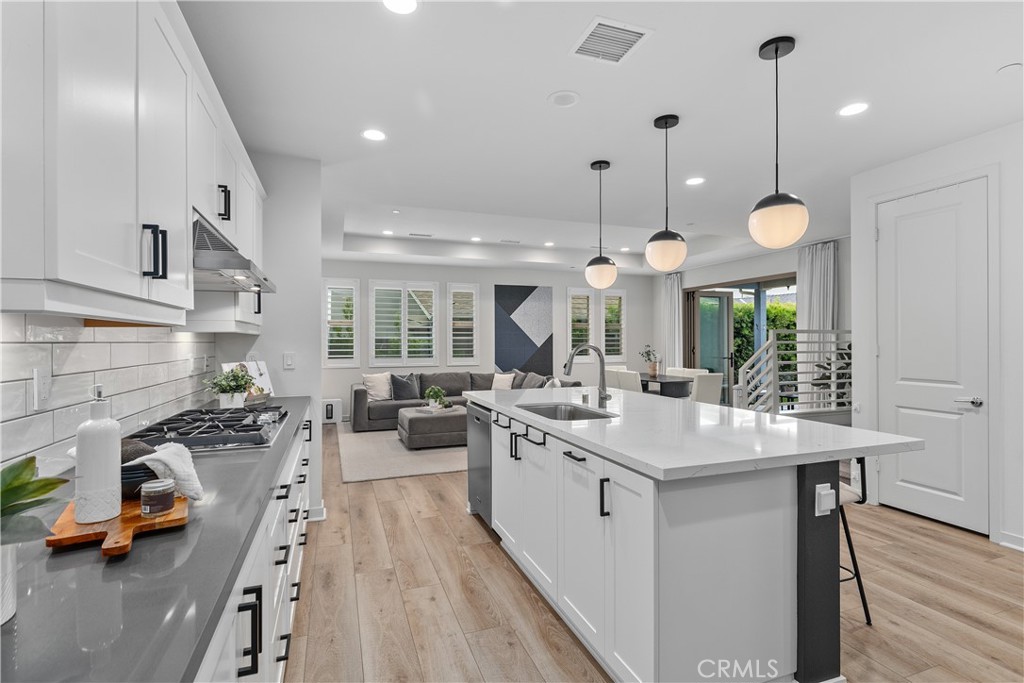 Reverie (ESREV) - Residential