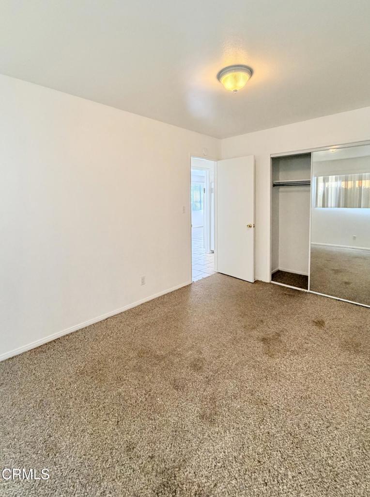 Empire/Sidonia - 1070 - Residential Lease