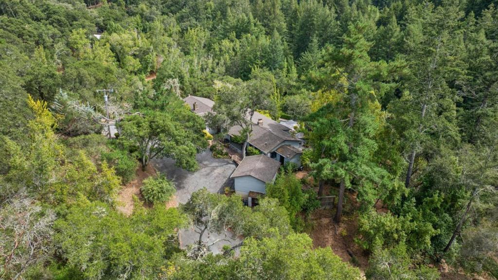 496 Raymundo Drive, Woodside CA 94062