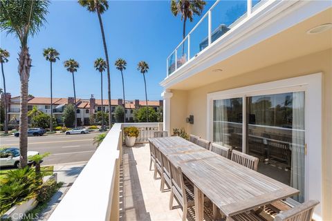 Tiny photo for 1206 S Catalina Avenue #A, Redondo Beach, CA 90277 (MLS # SB25222056)