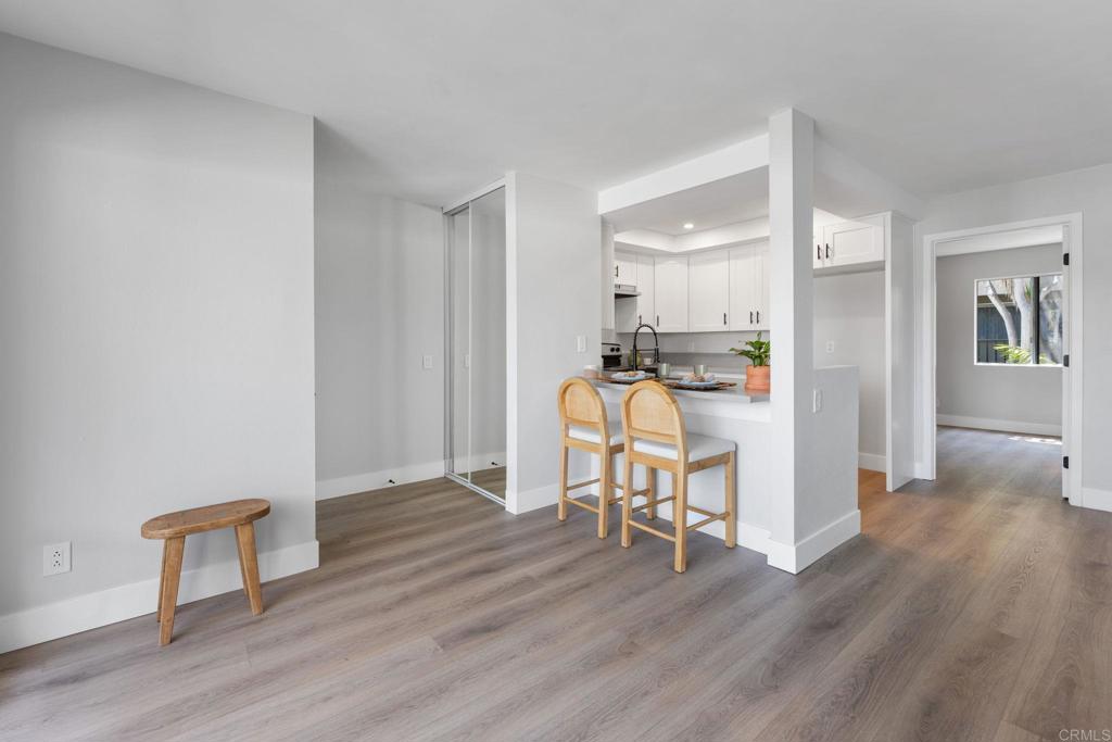 149 W Glaucus Street D