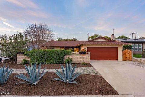 Photo of 4725 Loma Vista Road, Ventura, CA 93003 (MLS # V1-35118)