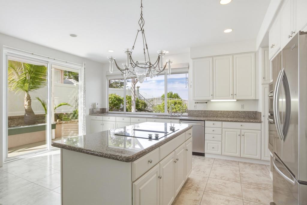 881 Windridge Circle