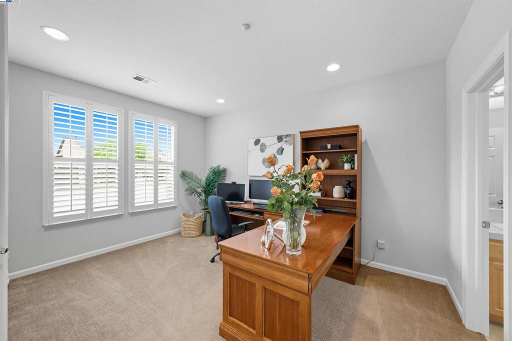 KRISTOPHER RANCH - Residential