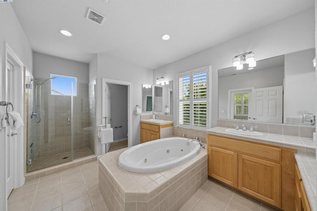 KRISTOPHER RANCH - Residential