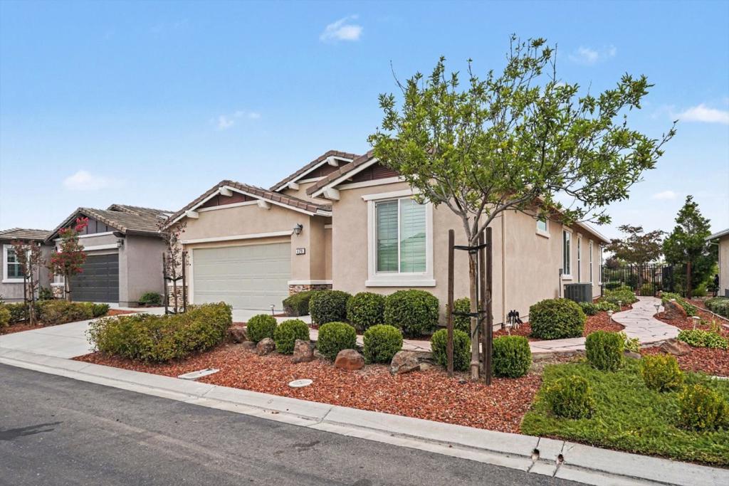 428 Pelican Place