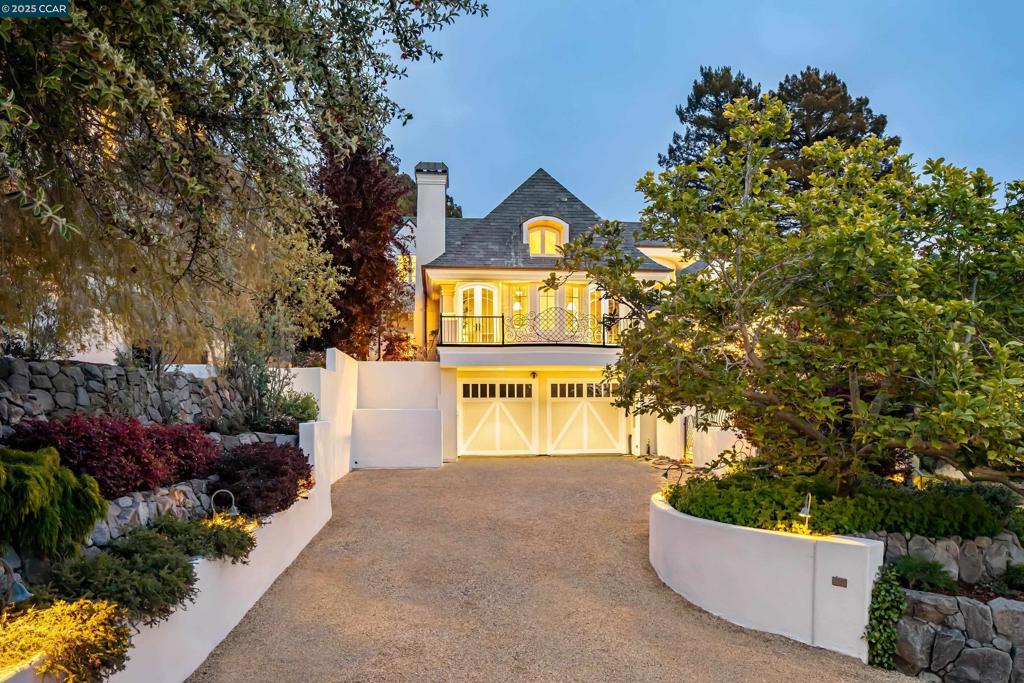 CLAREMONT - Residential