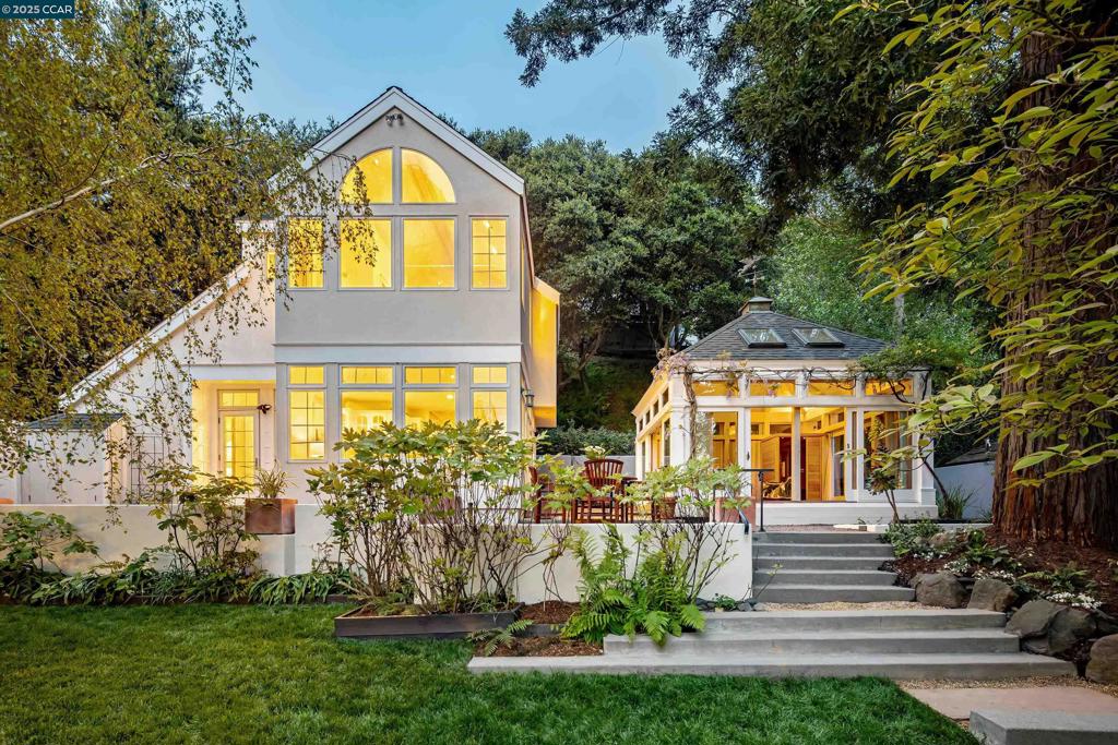 CLAREMONT - Residential