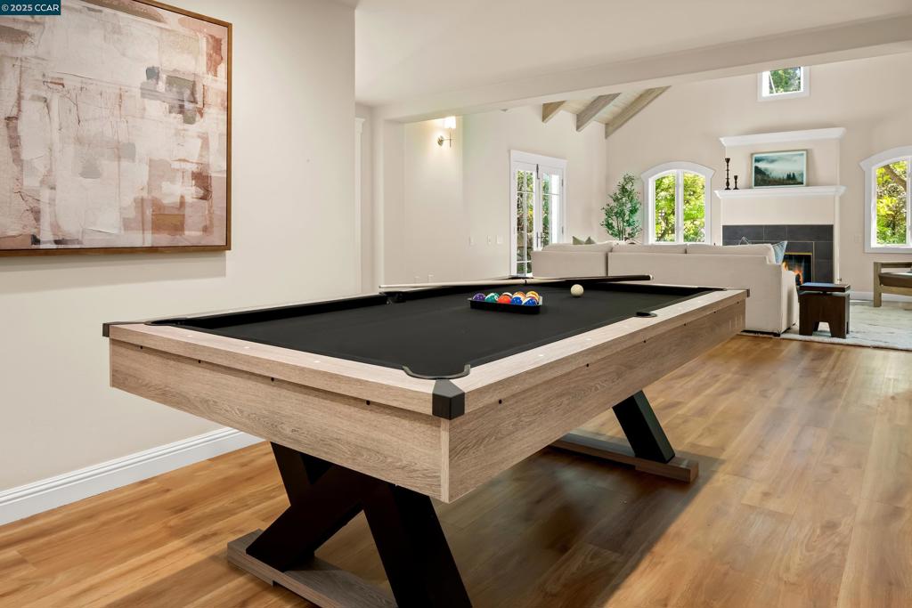 CLAREMONT - Residential