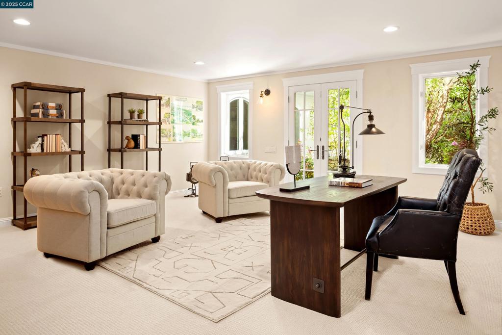 CLAREMONT - Residential