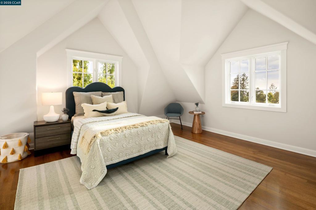 CLAREMONT - Residential