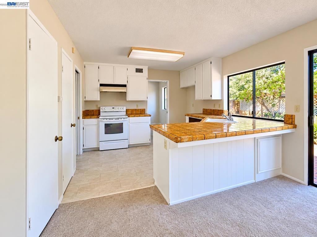 2025 Mendocino Dr