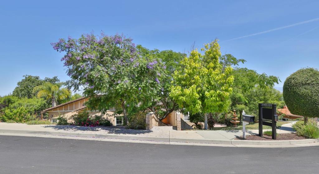 100 Heintz Court