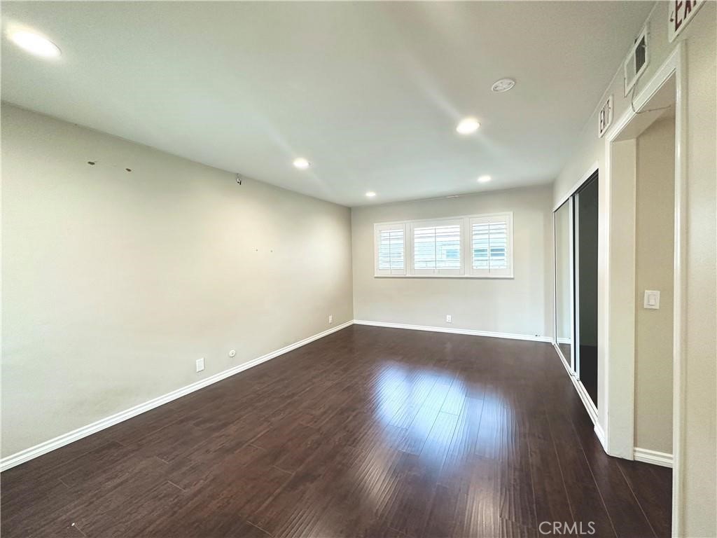Village III (Village Park) (V3) - Residential Lease