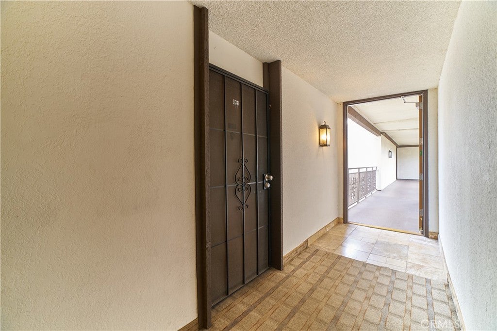 525 S Ardmore AVE 338, Los Angeles CA 90020