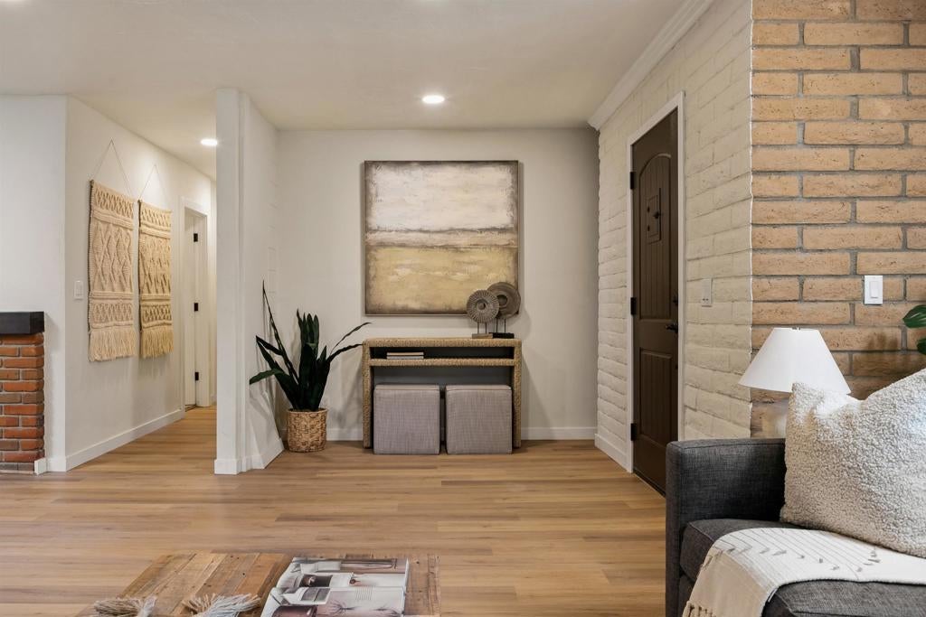 1392 Manzanita