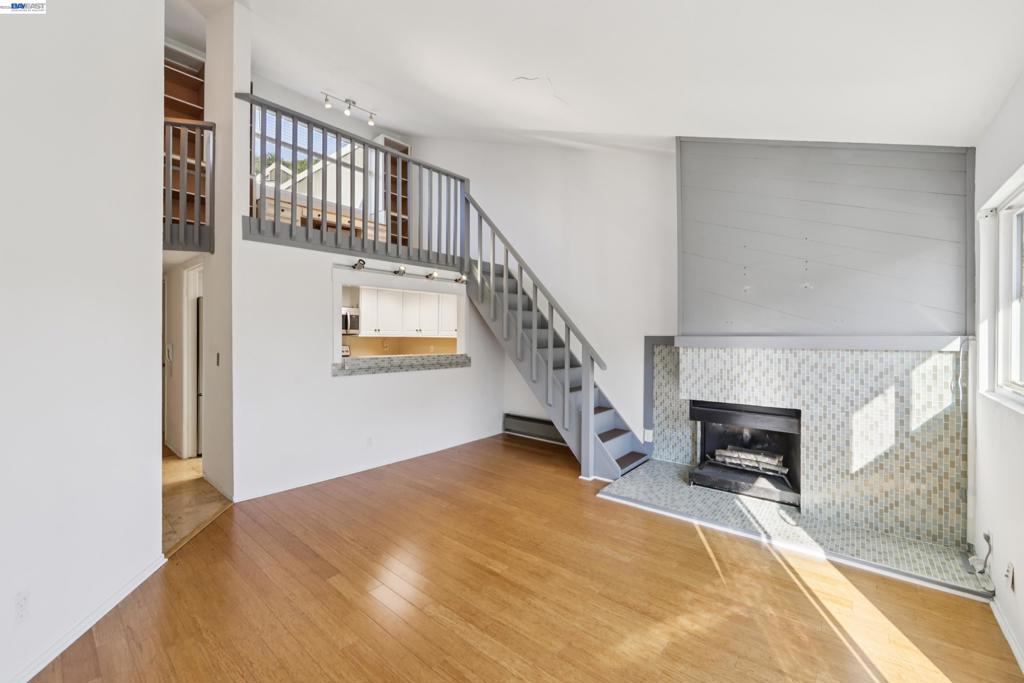 5400 mountain  boulevard 340