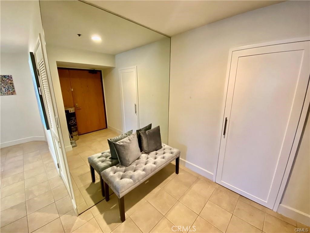 1310 E Ocean Boulevard 407