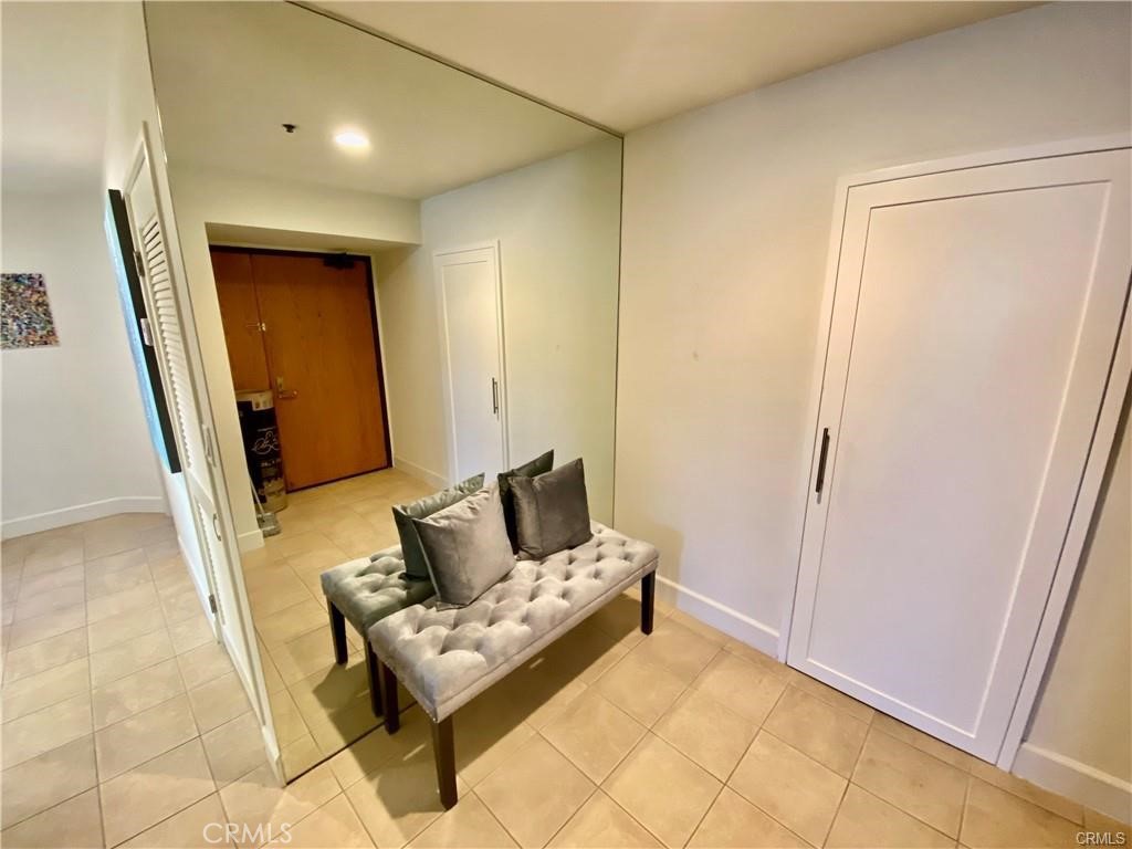 1310 E Ocean Boulevard 407