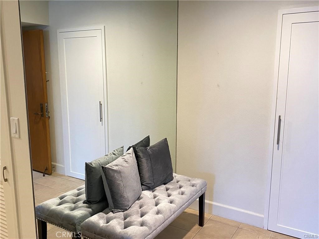 1310 E Ocean Boulevard 407