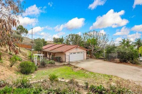 12313 Winter Gardens Dr Lakeside CA 92040