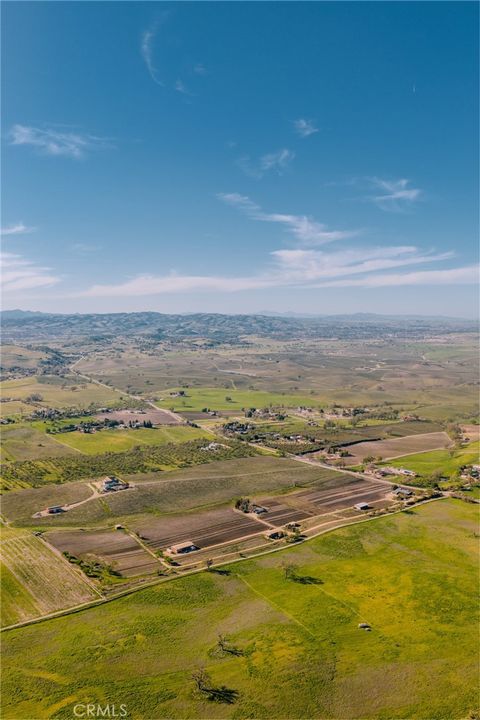 Tiny photo for 5575 El Pomar Dr, Templeton, CA 93465 (MLS # NS26072508)