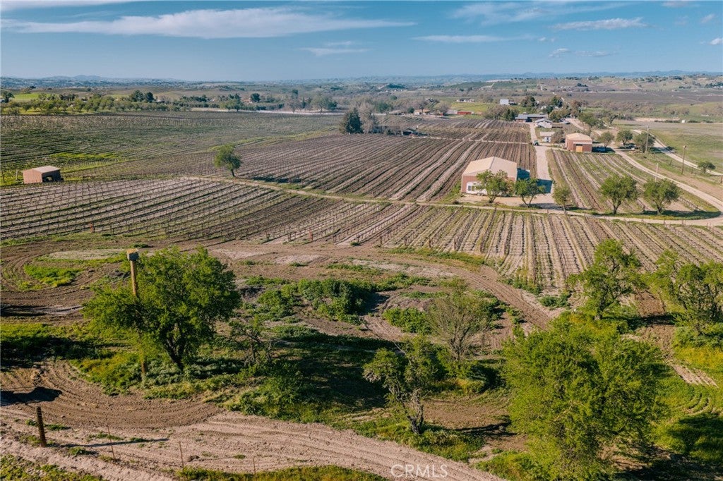 5575 El Pomar